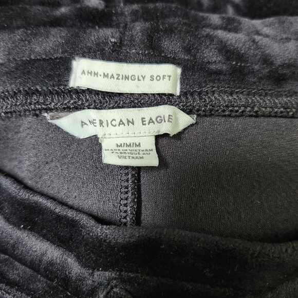 American Eagle Ahmazingly Soft Slim Fit Joggers - Picture 4 of 4